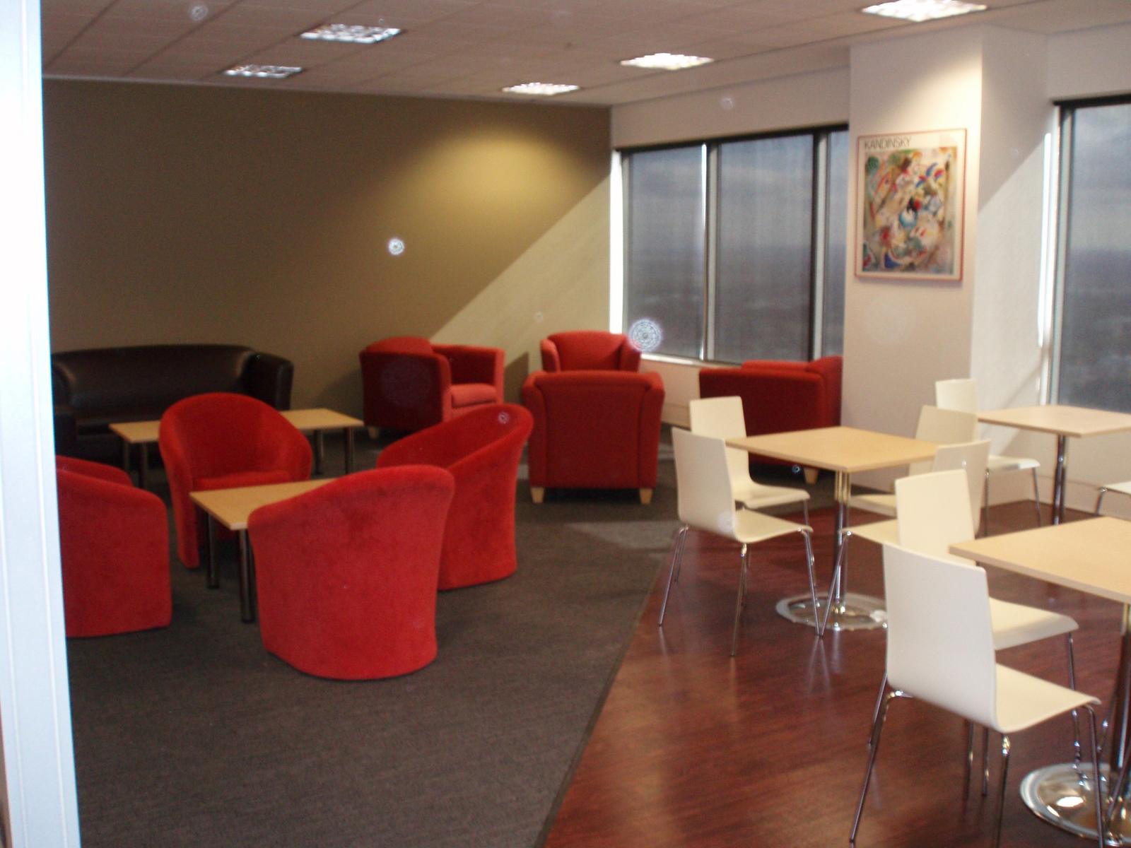 Financial Synergy commercial office fitout by Integrity Office, Melbourne
